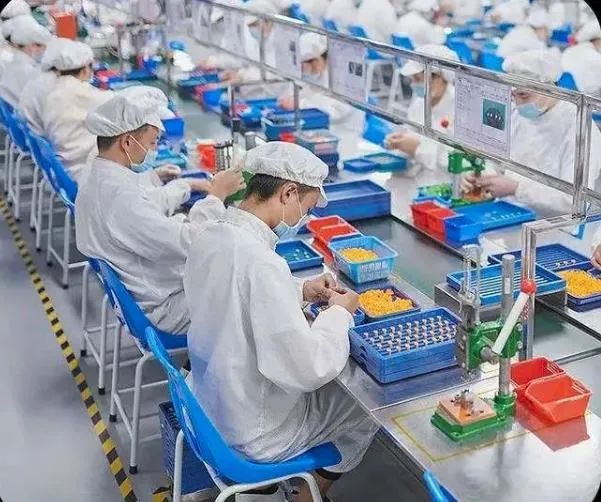 头部大厂业绩腰斩、售价大降 电子烟行业告别暴利时代？